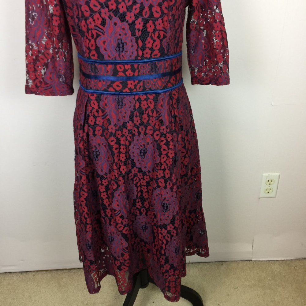 Miusol Fit & Flare Dress Size M Womans Red & Purple Lace Floral Half Sleeve - Picture 13 of 16